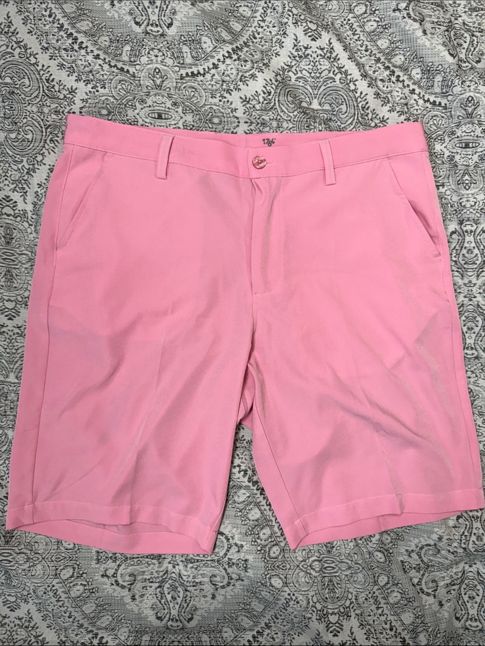 1764 - Men’s Pink Golf Shorts - 34